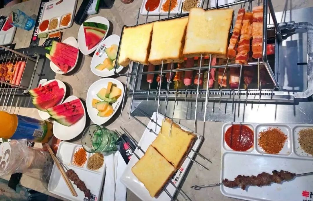 他从凌晨3点至早上7点拉了6次，我让他这样做！