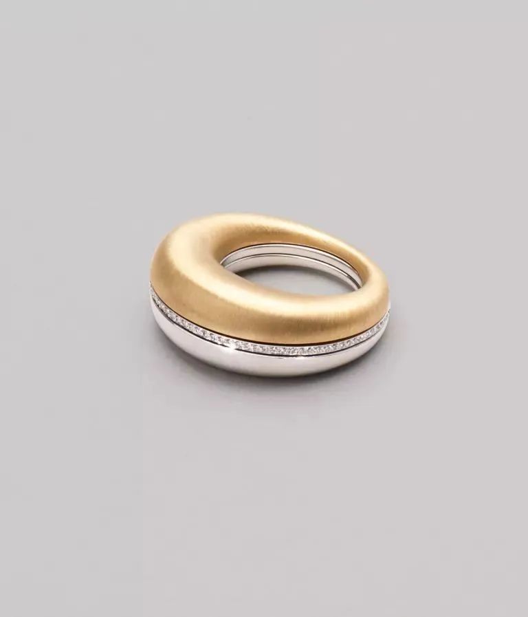 百变大咖秀郑秀文,百变天后郑秀文的虐恋情史