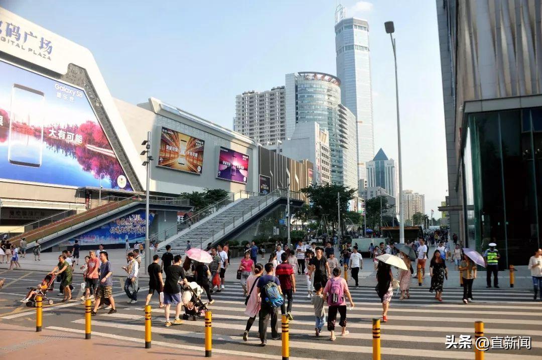 甯曟．鏂璁″闄㈡椂瑁呭睍,绾界害鏃惰璁捐瀛﹂櫌涓庡笗妫柉