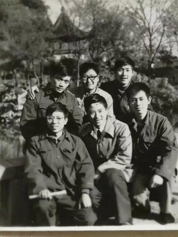 87届高中老同学照片的回忆,70后的大学生回忆