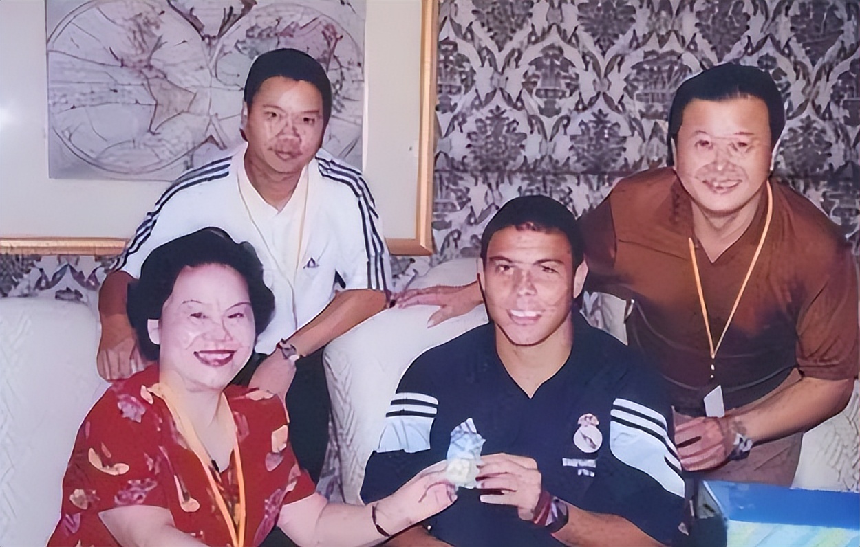 外星人罗纳尔多过人多潇洒,外星人罗纳尔多有多强