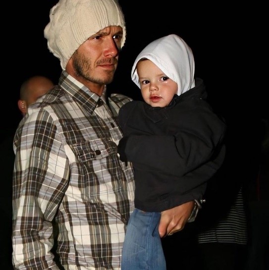 贝克汉姆家族成员近照,贝克汉姆21岁大儿子成豪门女婿