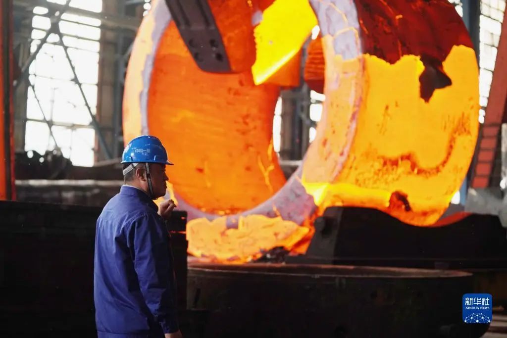 二十大代表风采丨是*产党共**员，是打铁的人，更是“铁打的”人