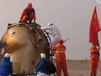 “最牛出差”三人组从太空返航，中国航天凭啥成为太空竞赛主角？