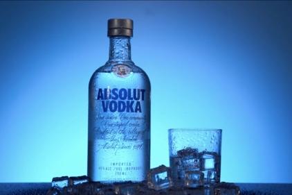 欲购新式战机，苏联用比拼喝酒刁难中方，林虎将军：把苏联人喝翻