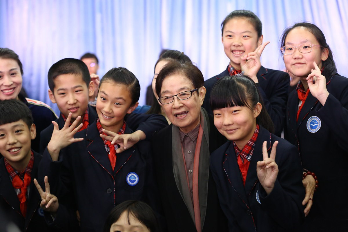 谷建芬老公追悼会,作曲家谷建芬晚年