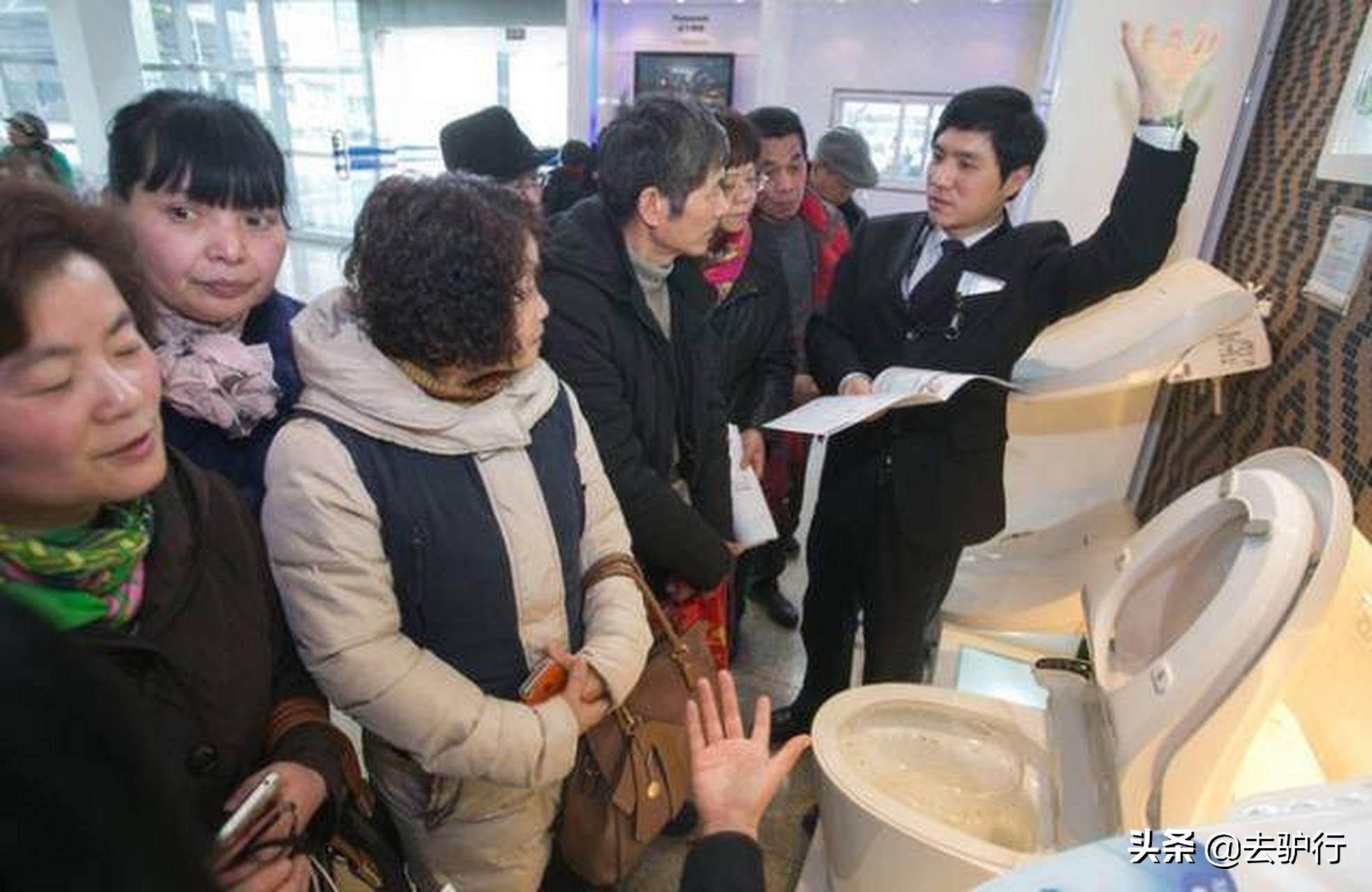 去日本买马桶的中国大妈，原来才是最识货的人