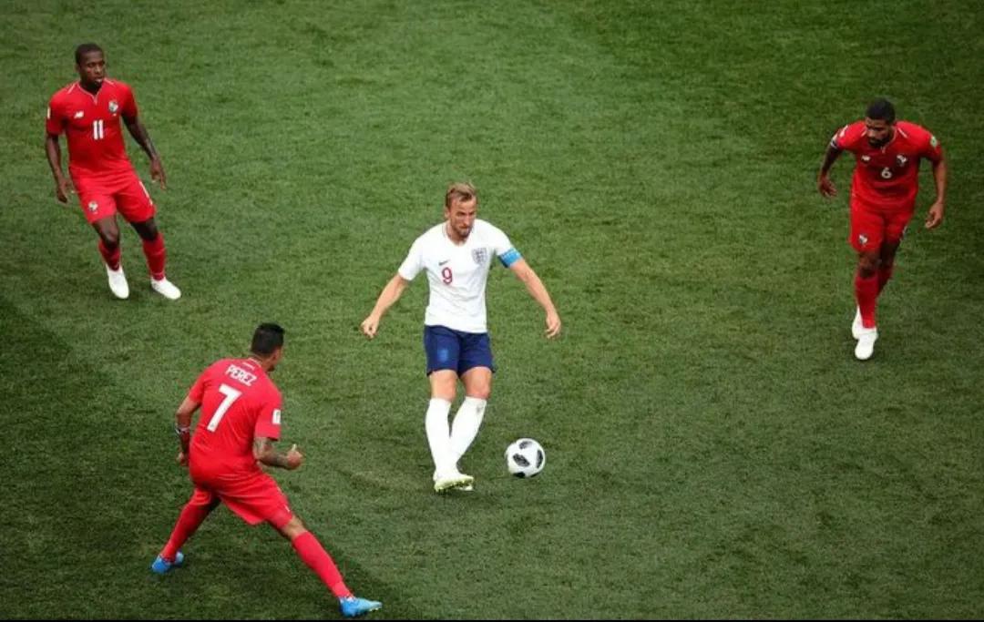 贝利世界杯帽子戏法,贝利帽子戏法胜法国