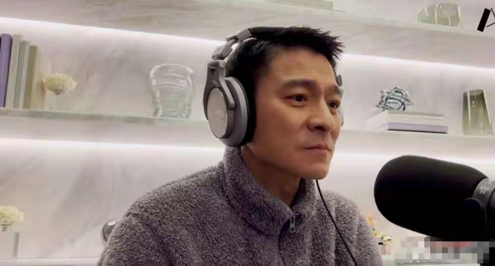 女子自曝孩子发烧,孩子确诊阳性发烧39.7