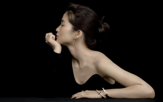 鍒樻旦瀛樼传寰槦,绱井鏄熷垬娴╁瓨