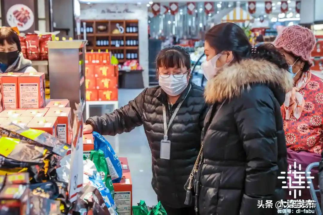 我家住在河对面,我家住在鲅鱼圈歌曲