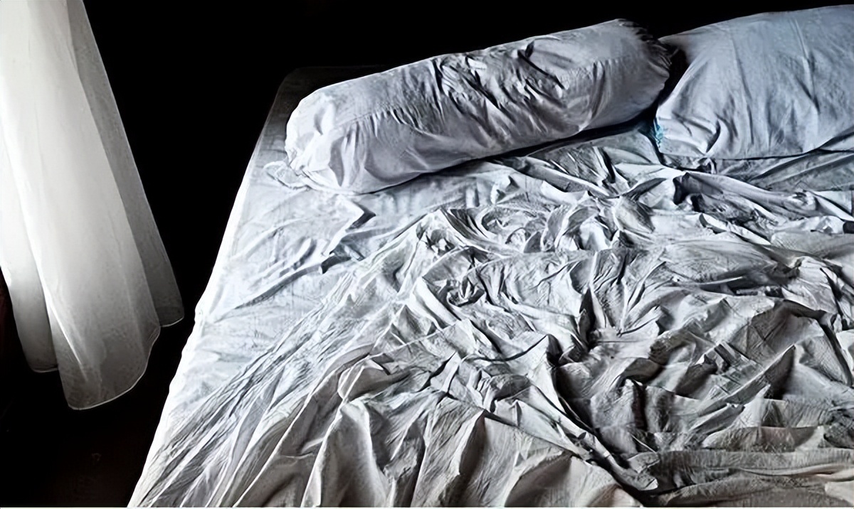 被子总在被套里乱跑怎么办,被子总是在被罩里乱跑的解决办法