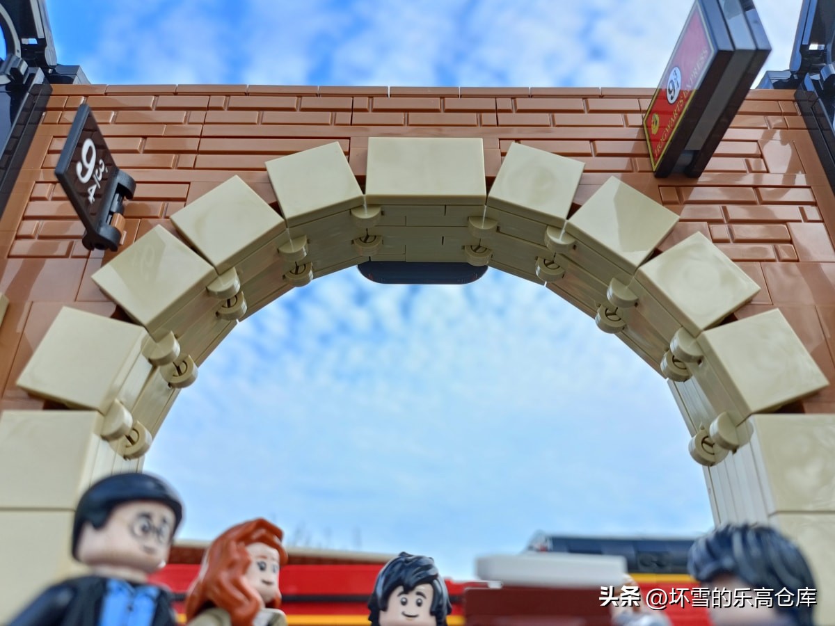 边看哈利波特，边拼乐高：爆肝试玩76405霍格沃茨特快