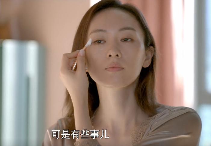 张颂文和冯绍峰走红毯互相谦让,冯绍峰张颂文翻白眼