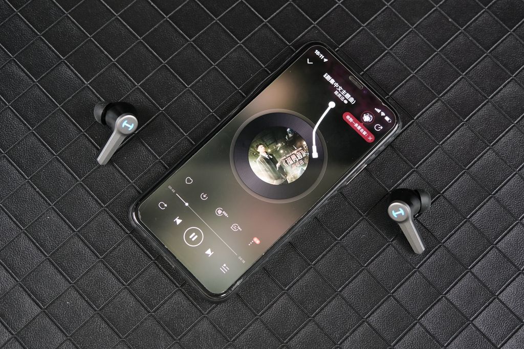 漫步者hecategx07吃鸡联名款,hecate漫步者蓝牙耳机和平精英