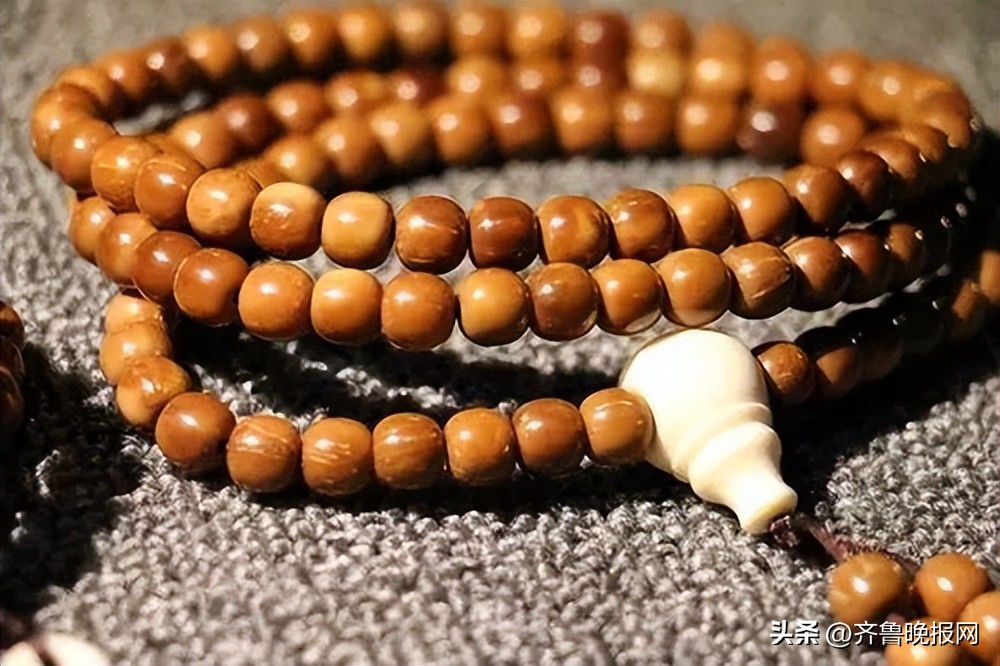 钻戒会贬值？老公笑了，不如买手串