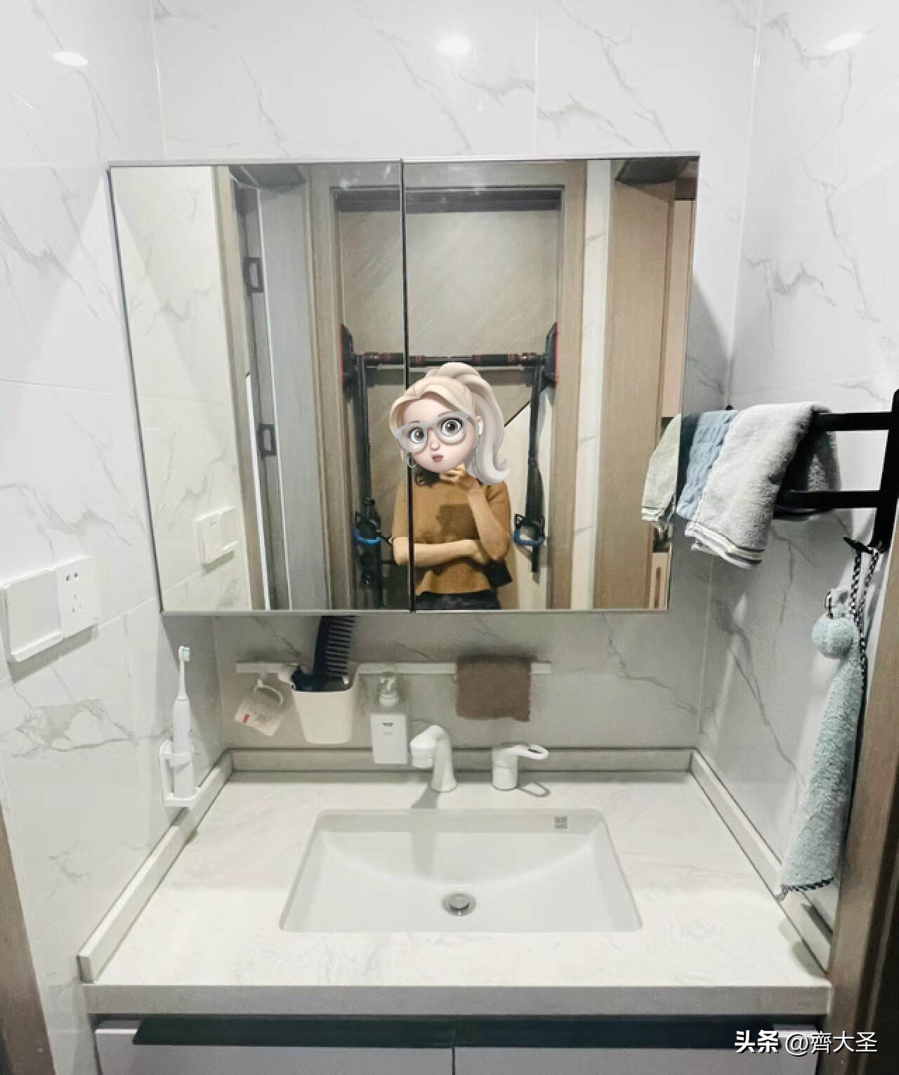 卫生间哪种镜柜设计合理,卫生间镜柜小细节