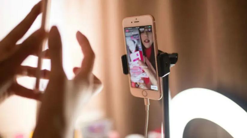 直播带货弹幕技巧有哪些,直播带货弹幕问题