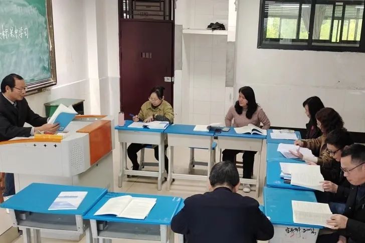 万州三中江南校区最近视频,万州第三中学江南校区