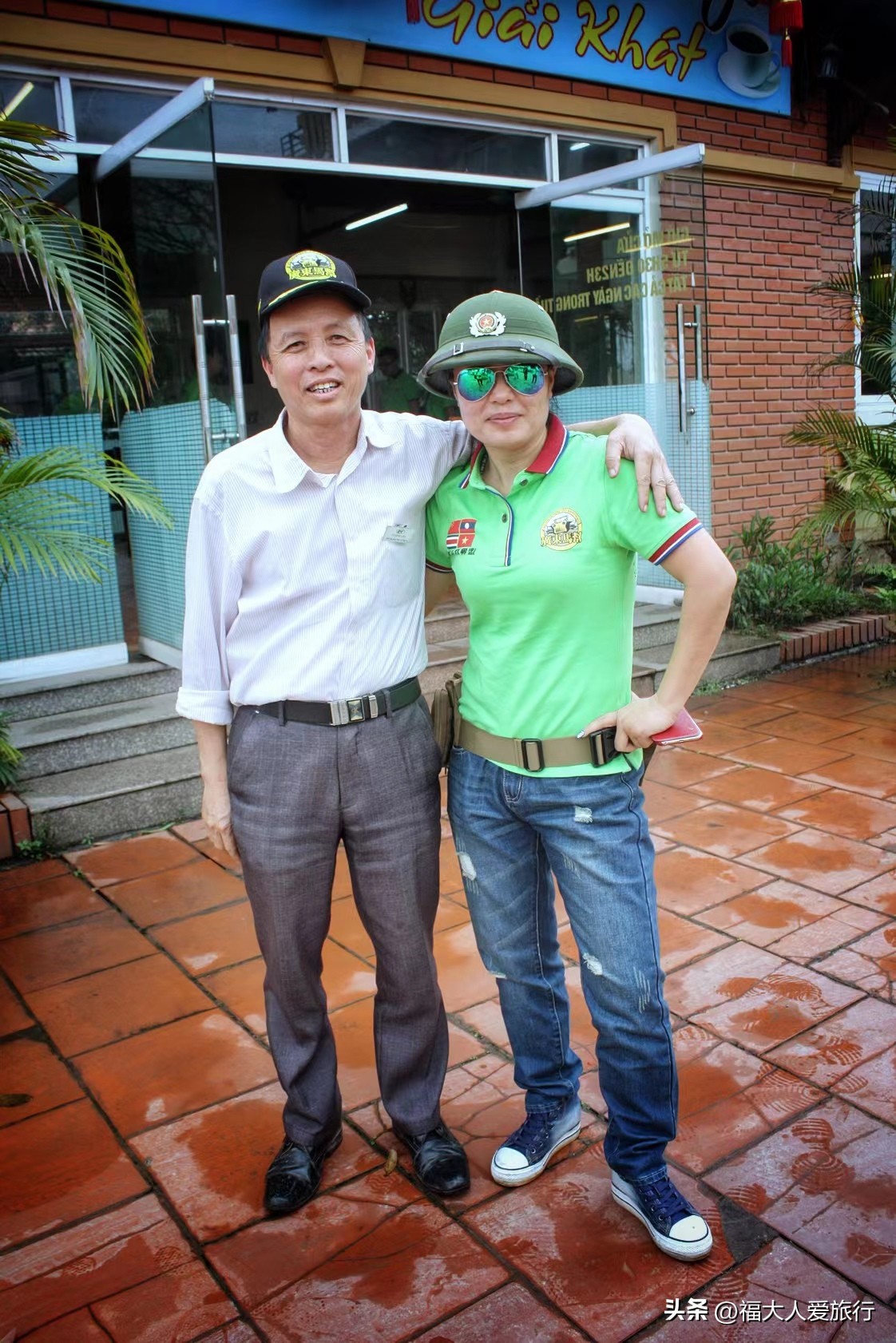 越南那些怪，见怪不要怪：房子一道缝，绿盔很高尚，奥黛更养眼