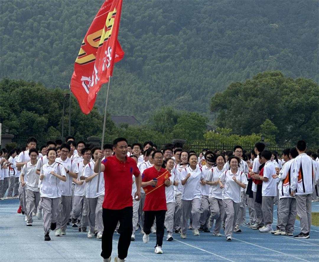 此去前程似锦归来仍是一见如故,此去前程似锦归来依旧少年