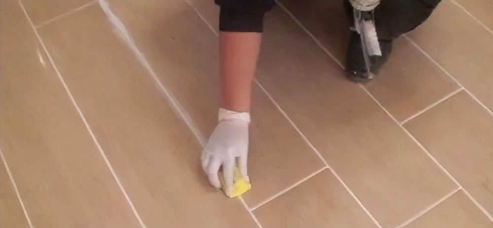 万施博专业瓷砖美缝,瓷砖美缝初学者入门