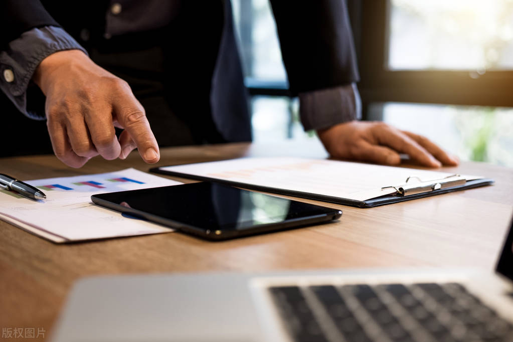 入狱四年赚1500万,坐牢住在豪华单间