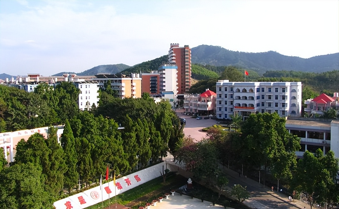 广东这所二本高校，计划改一个霸气的校名，高考录取分数要涨了？