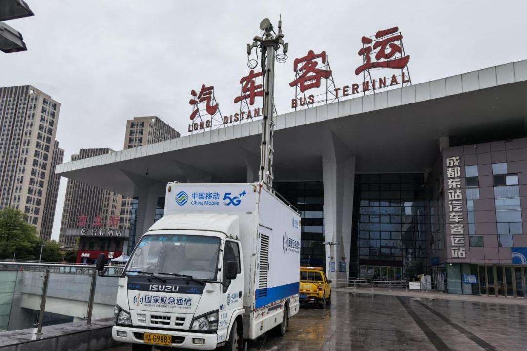 回家的路我们为您护航,你们回家的路我来守护