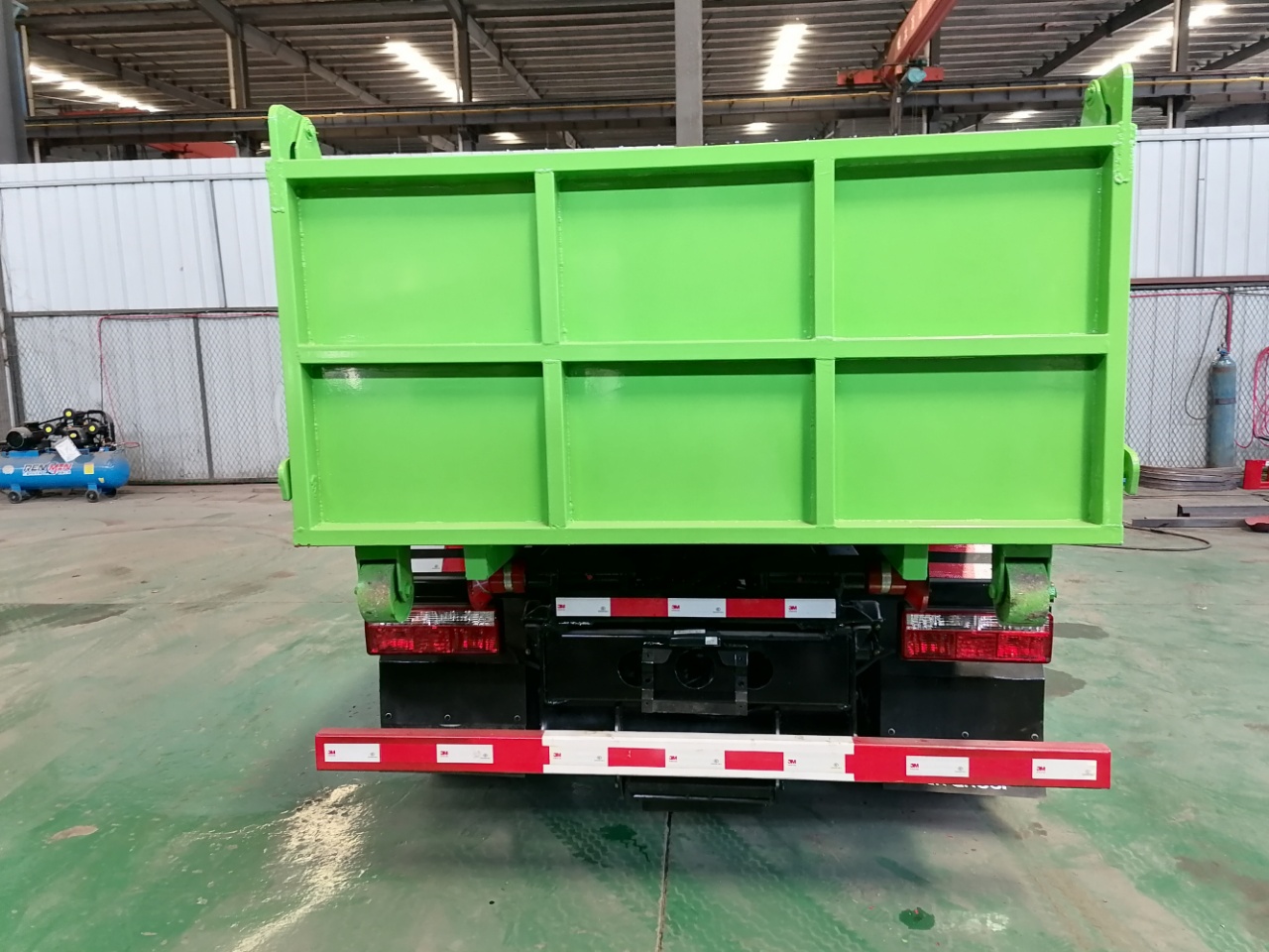 垃圾车价格报价公告,垃圾车价格厂家