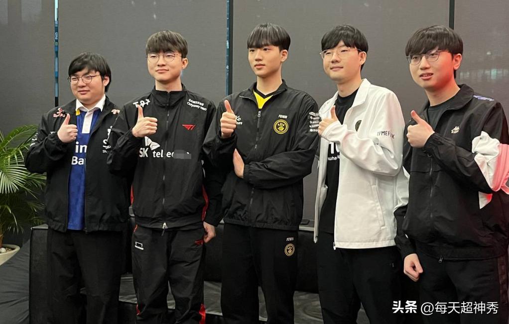 2022lck春决李哥进场,lck众神归位李哥站位