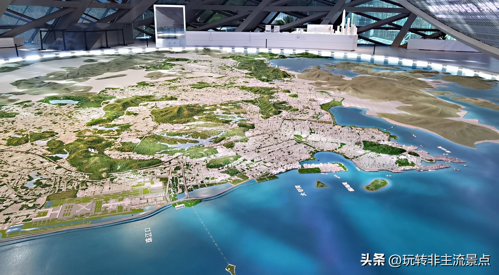 深圳市当代艺术与城市规划馆停车,深圳市当代艺术与城市规划馆遛娃