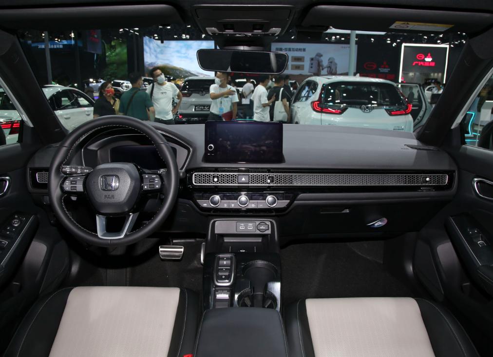 油耗很低百公里5个油操控性强,本田思域2008款1.8l自动挡油耗