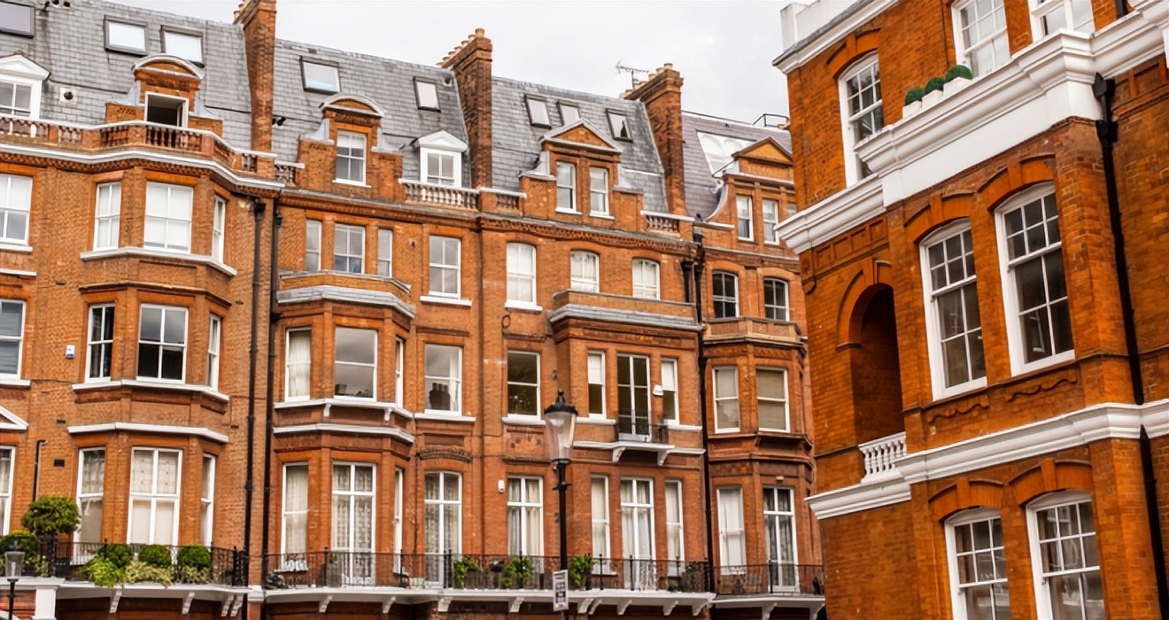 英格兰最新公校评级公布：600所中学获“杰出”，伦敦占据多所！