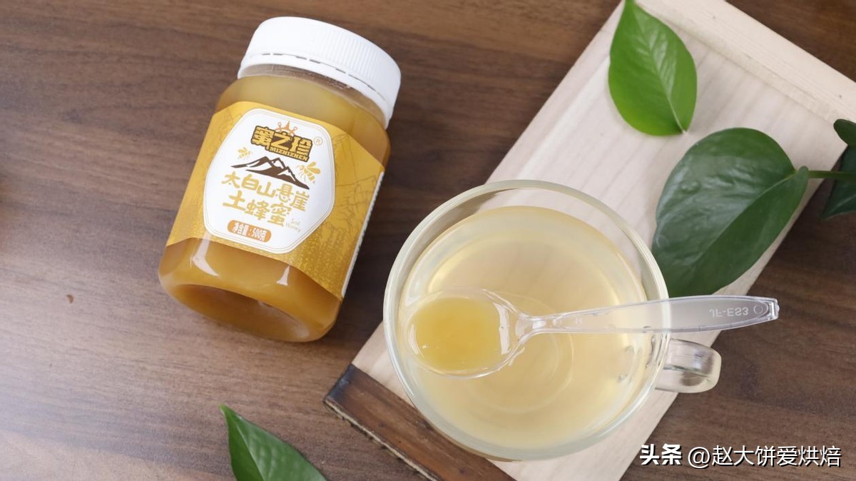 养蜂人卖的结晶蜂蜜真假鉴别方法,如何辨别蜂蜜的质量好与坏真与假