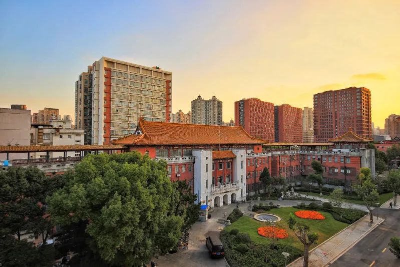 上海各大专科医院,上海第二医科大学有几个附属医院