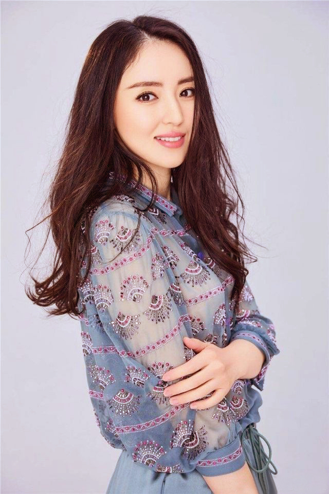 董璇与高云翔几时离婚,董璇与高云翔离婚后现身活动