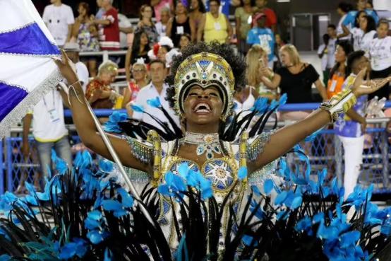 桑巴舞的起源与发展动态,桑巴舞起源