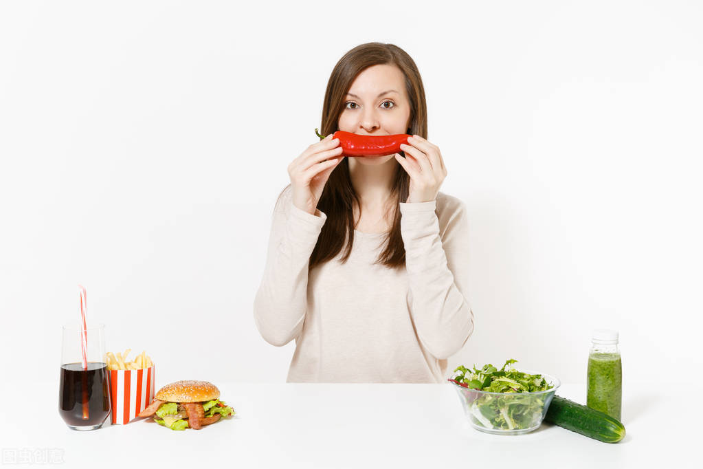 拔白头发要怎样才能长出黑发,白头发拔一根长七根吗