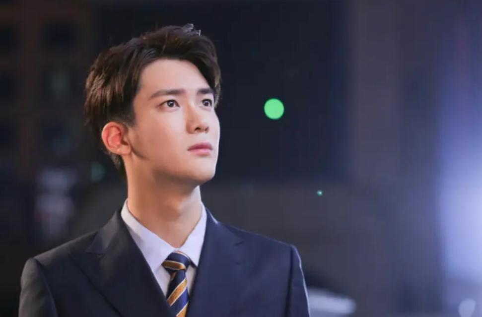 从查无此人到一鸣惊人,从大红大紫到无人提及的男明星