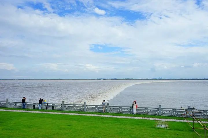 旅游指南浙江最值得去的十个地方,旅游指南浙江最值得去的九个地方