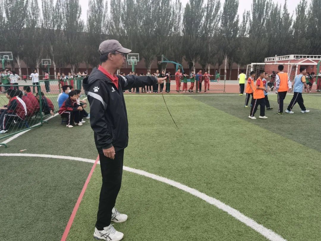 报国小学校长杯足球联赛,绿茵逐梦小学生校园足球联赛