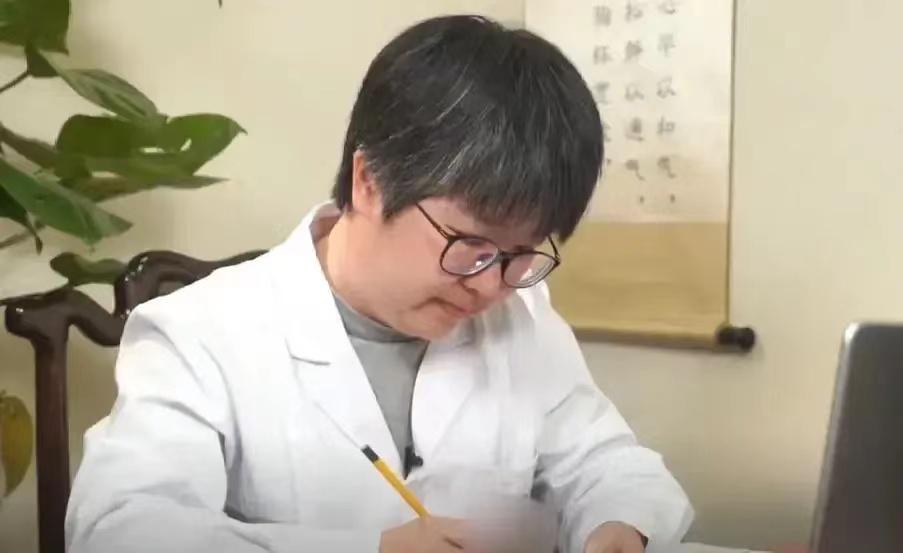 孩子咳嗽老不好科学止咳牢记6点,孩子咳嗽反复老不好怎么推拿