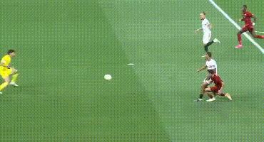 欧联杯罗马点球是误判吗,欧联杯2比3为什么还要点球