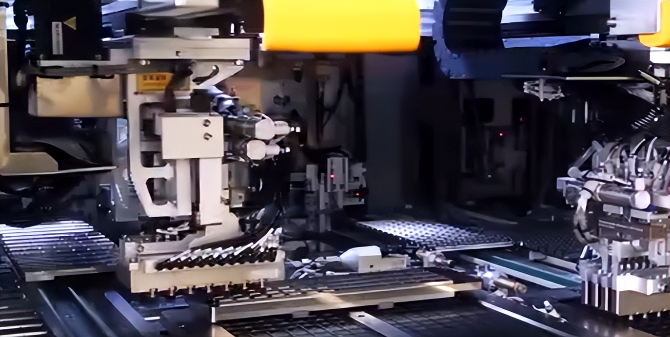 中国罕见戳到美国“痛处”，拜登突然出卖韩国，尹锡悦没得选