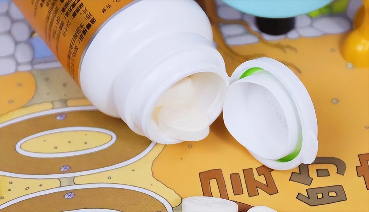 钙片什么时间吃补钙效果最好,什么期间吃补钙的钙片最合适