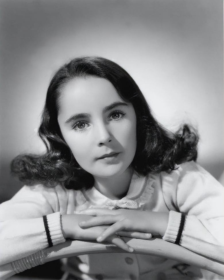 伊丽莎白泰勒从年轻到老的变化,伊丽莎白泰勒美貌