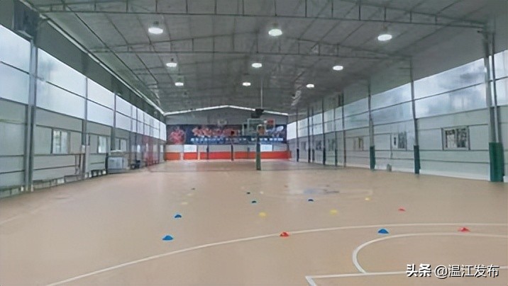 成都温江篮球场推荐,篮球场馆温江