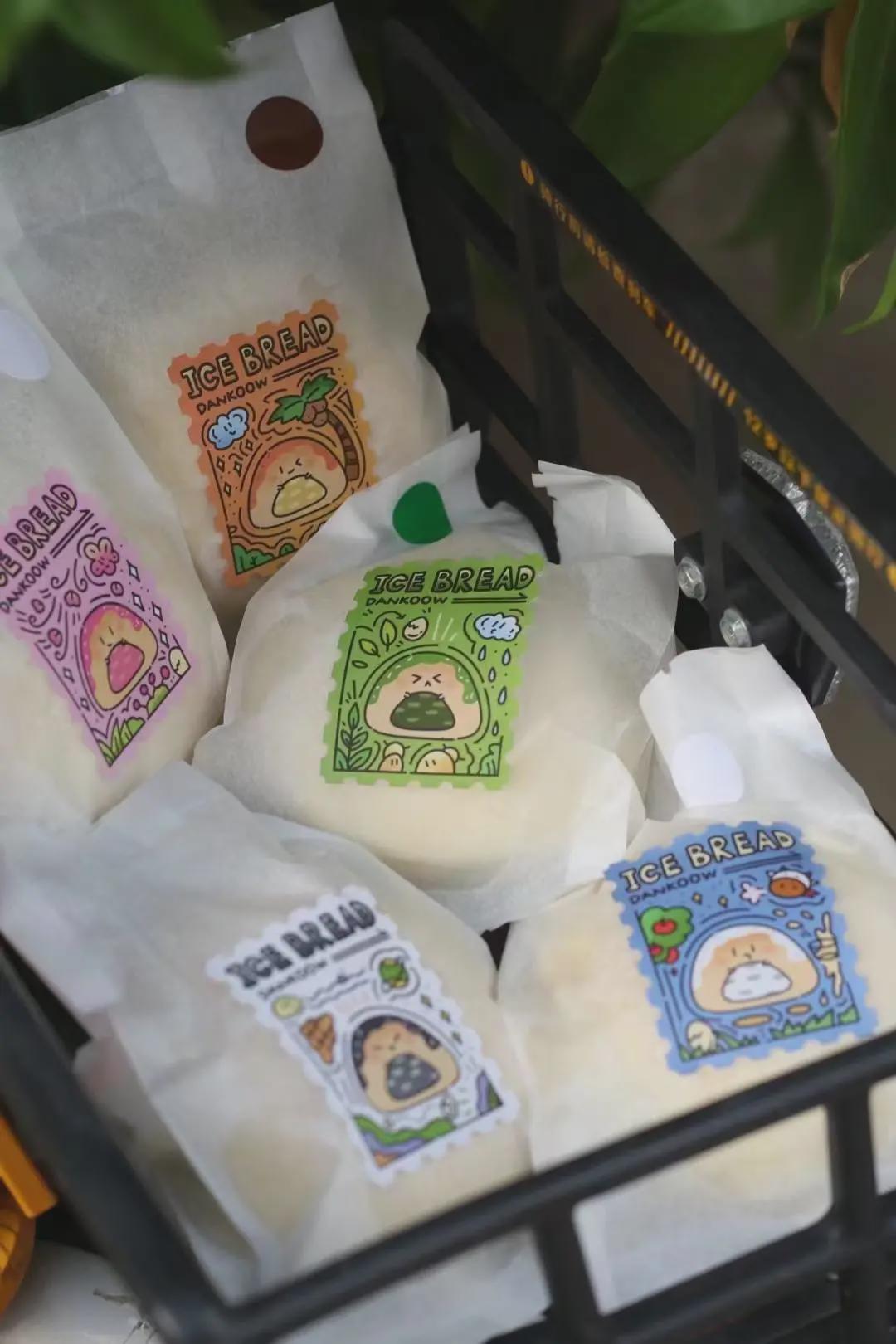 20几岁开个店亏得一塌糊涂,辞职开店的年轻人