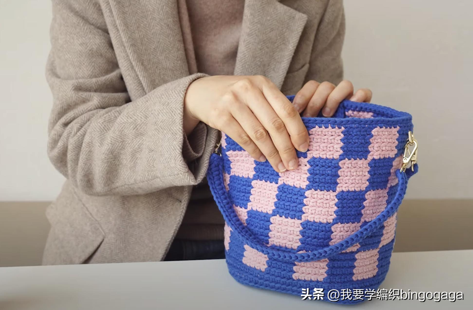 经典棋盘格元素编织包图解,棋盘格包包的线